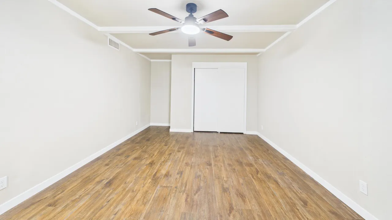 Photo 14 — 3702 36th Street, Lubbock, TX 79413