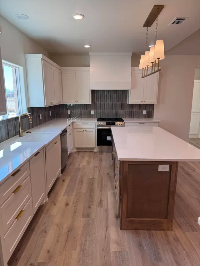 Photo 8 — 1213 N 6th Street, Wolfforth, TX 79382
