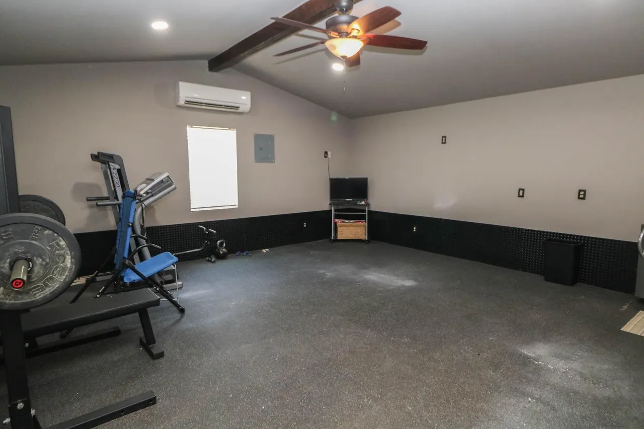 Photo 21 — 561 FM 302, Springlake, TX 79082