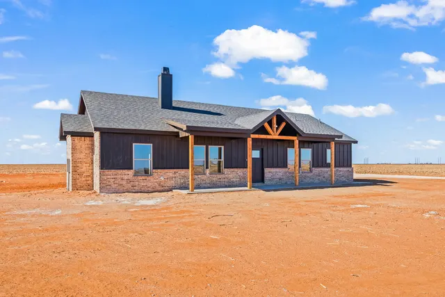 Photo 2 — 4050 Hawk Road, Ropesville, TX 79358