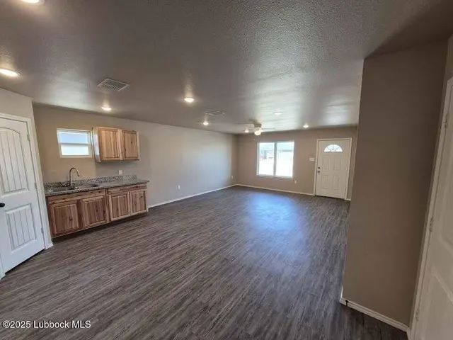 Photo 3 — 214 Guava Avenue, Lubbock, TX 79403