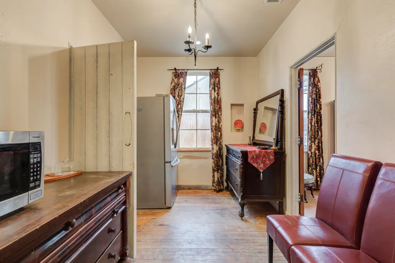 Photo 23 — 2307 18th Street, Lubbock, TX 79401