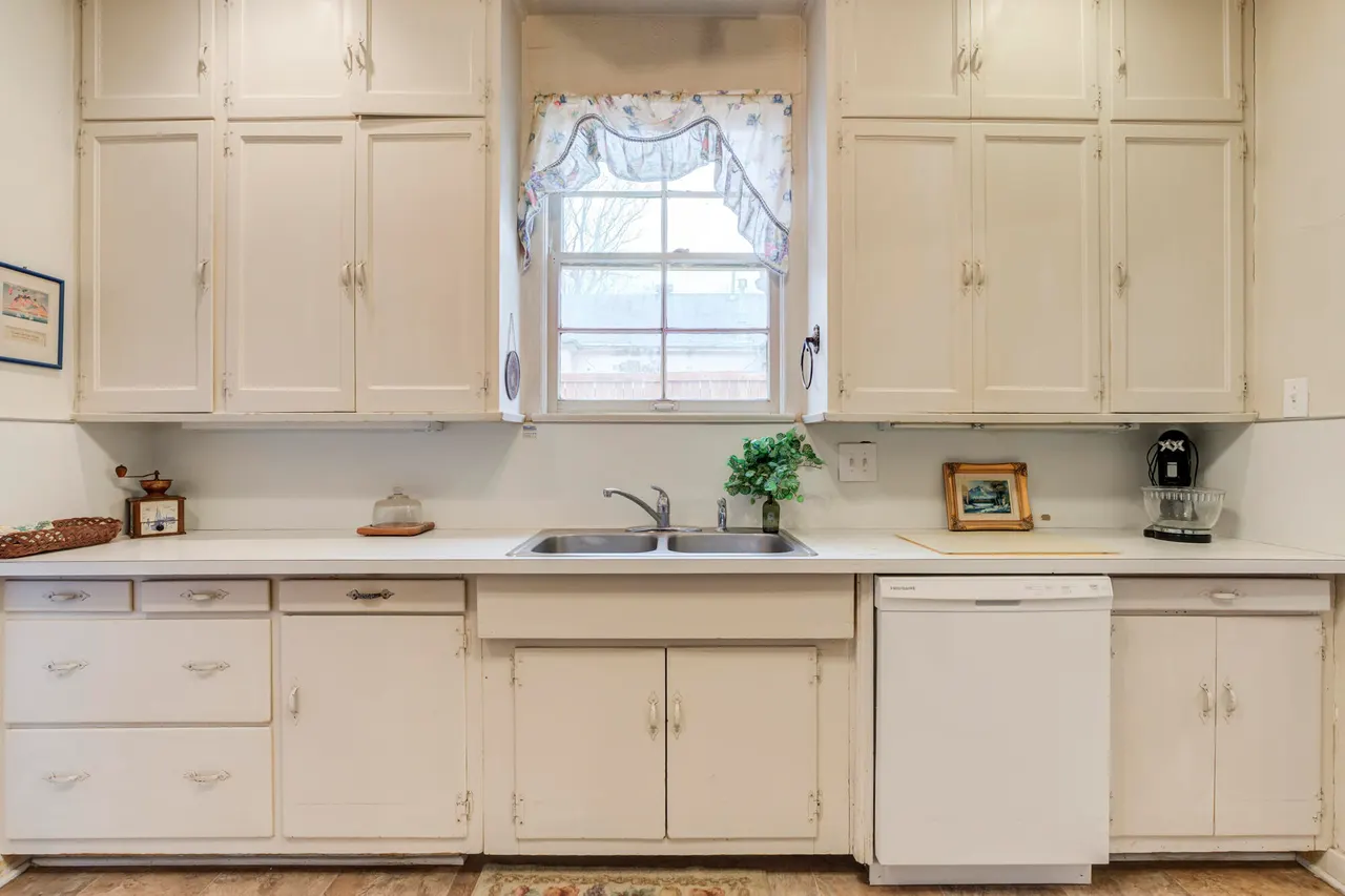 Photo 27 — 2307 18th Street, Lubbock, TX 79401