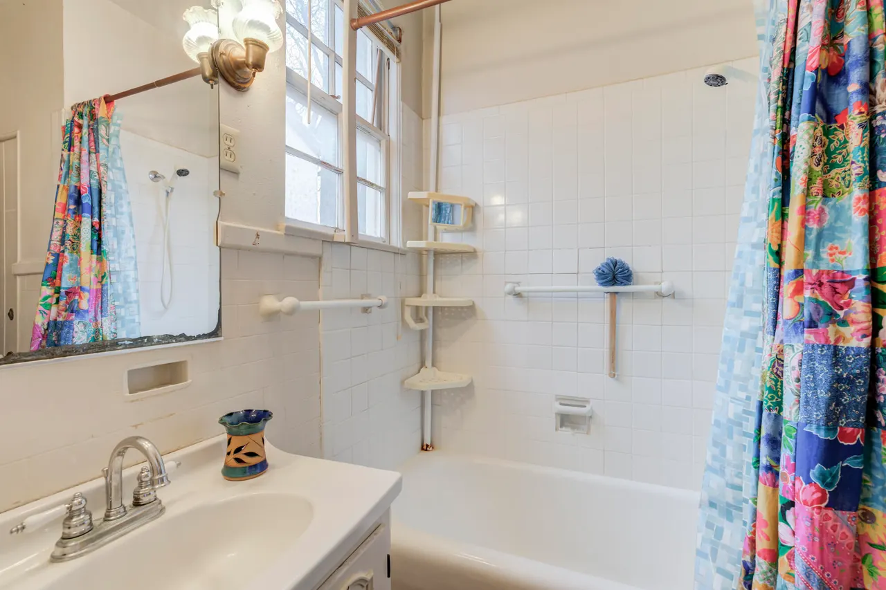 Photo 33 — 2307 18th Street, Lubbock, TX 79401