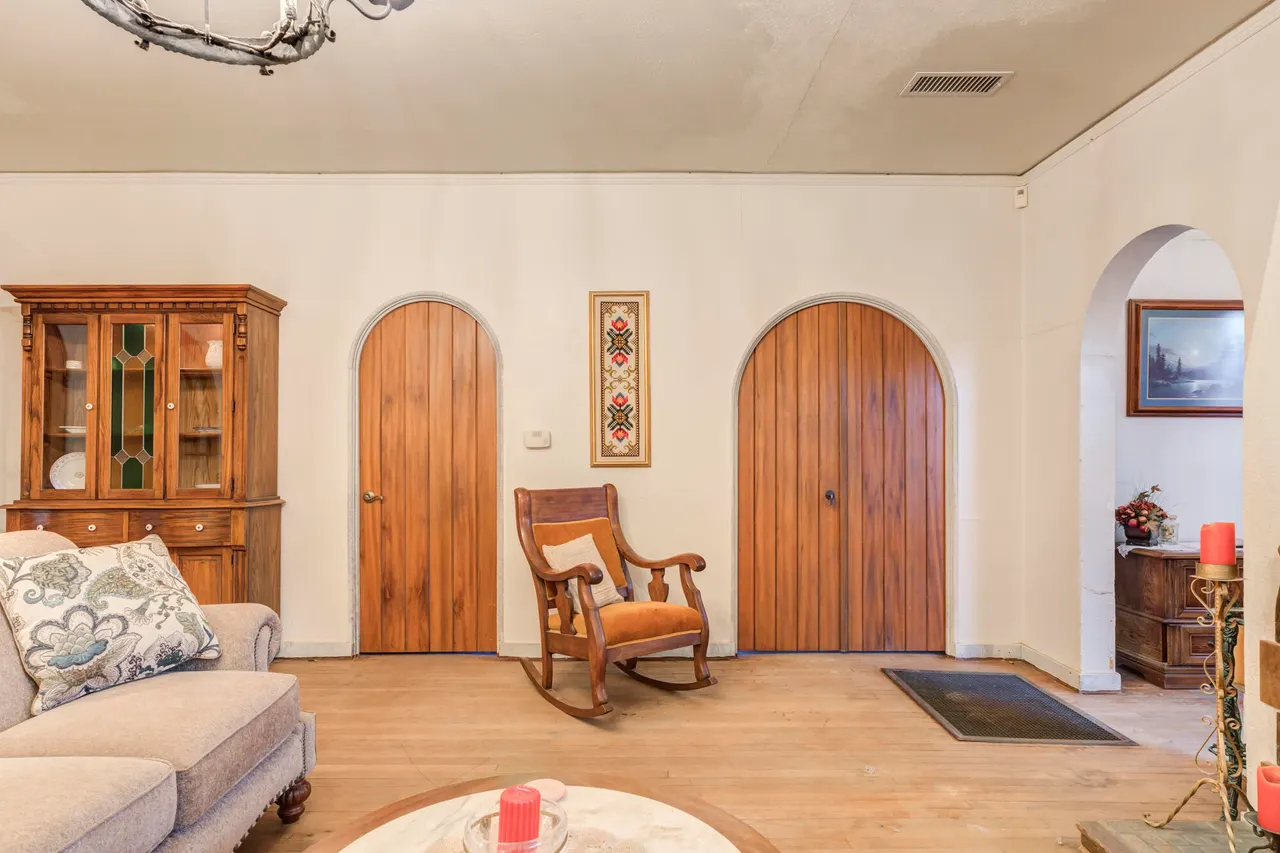 Photo 15 — 2307 18th Street, Lubbock, TX 79401