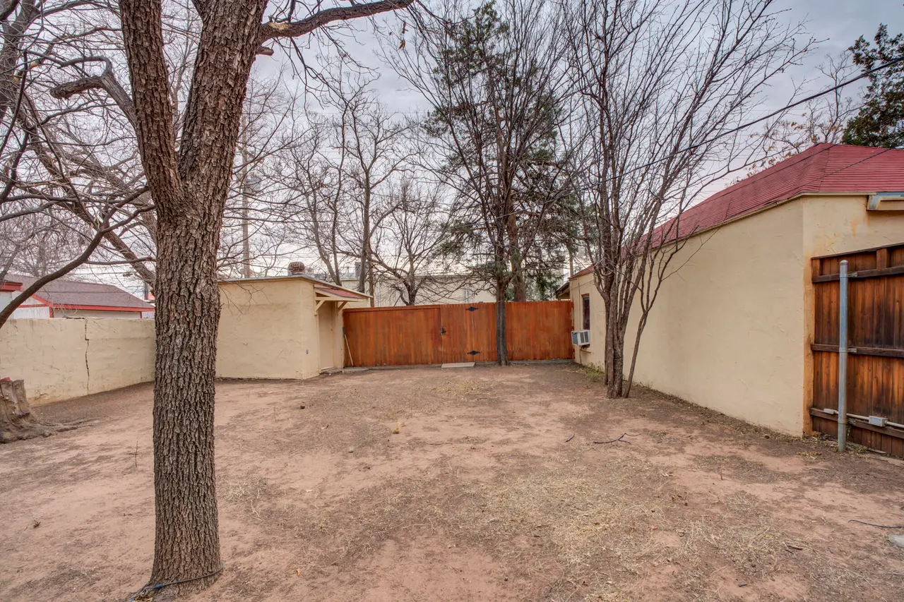 Photo 52 — 2307 18th Street, Lubbock, TX 79401