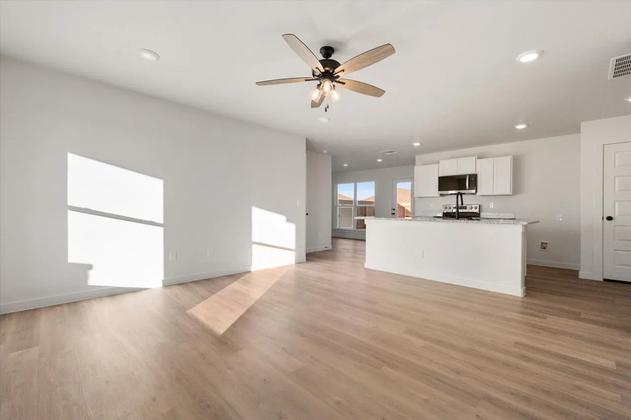 Photo 3 — 6311 Volney Avenue, Lubbock, TX 79407