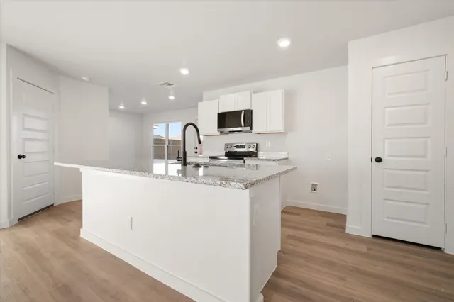 Photo 7 — 6311 Volney Avenue, Lubbock, TX 79407