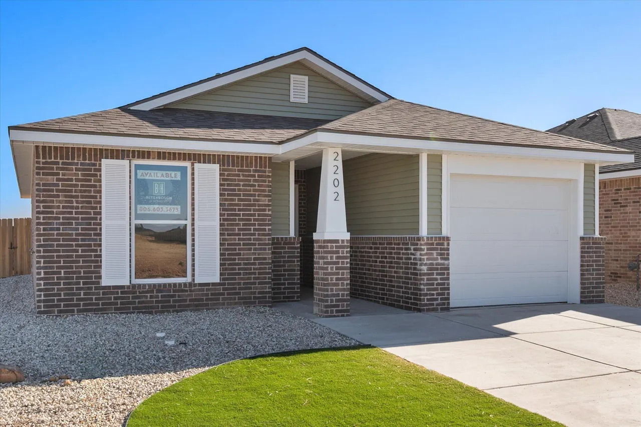 Front exterior — 2202 Corpus Avenue, Wolfforth, TX 79382