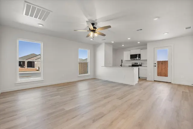 Photo 3 — 2202 Corpus Avenue, Wolfforth, TX 79382