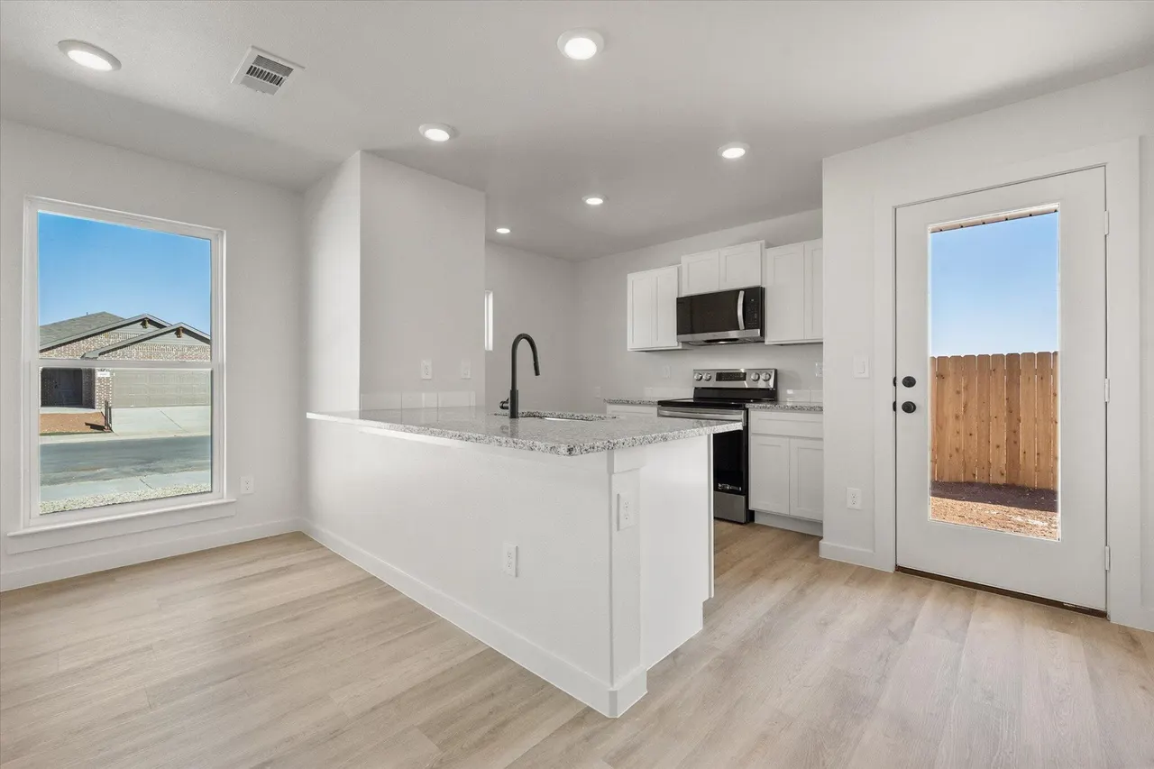 Photo 8 — 2202 Corpus Avenue, Wolfforth, TX 79382