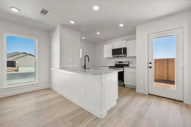 Photo 8 — 2202 Corpus Avenue, Wolfforth, TX 79382