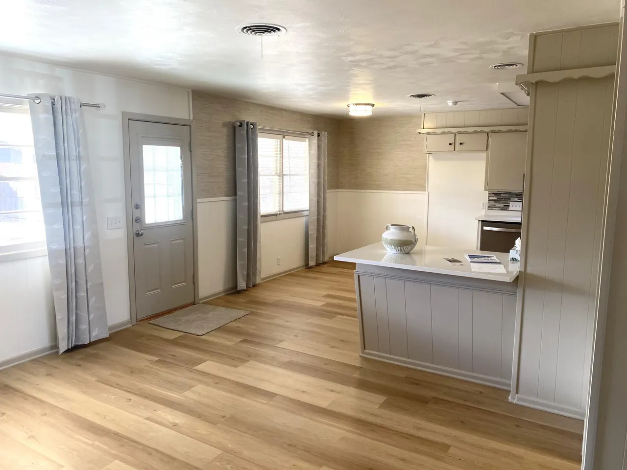 Photo 11 — 3415 58th Street, Lubbock, TX 79413