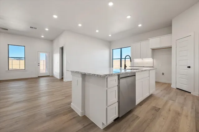 Photo 3 — 5306 Remington Avenue, Lubbock, TX 79407