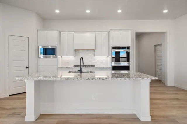 Photo 5 — 5306 Remington Avenue, Lubbock, TX 79407