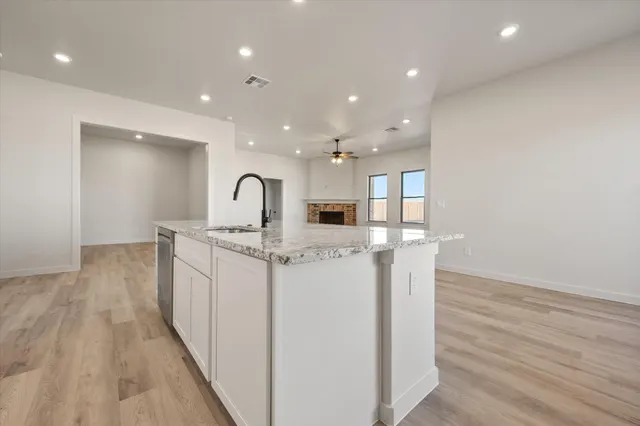 Photo 8 — 5306 Remington Avenue, Lubbock, TX 79407