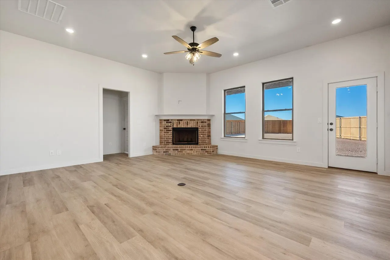 Photo 9 — 5306 Remington Avenue, Lubbock, TX 79407