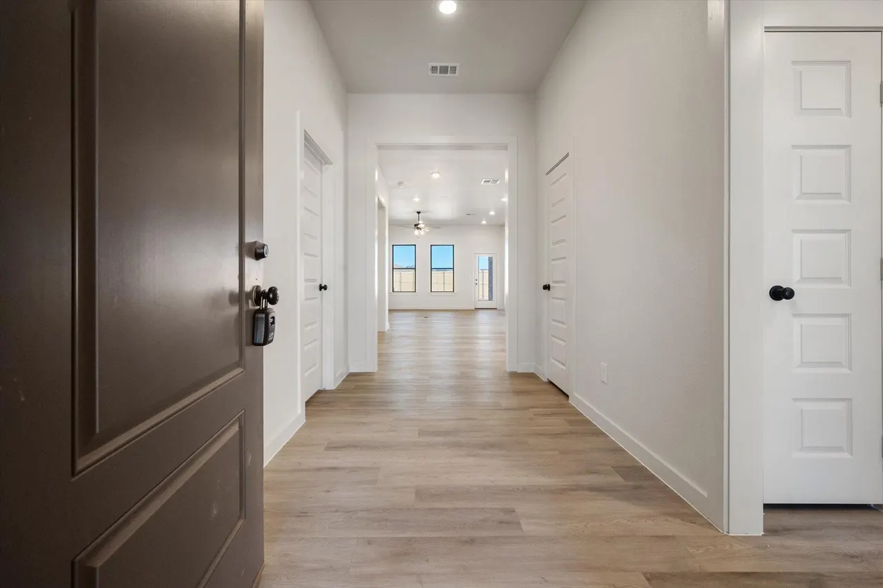 Photo 2 — 5306 Remington Avenue, Lubbock, TX 79407