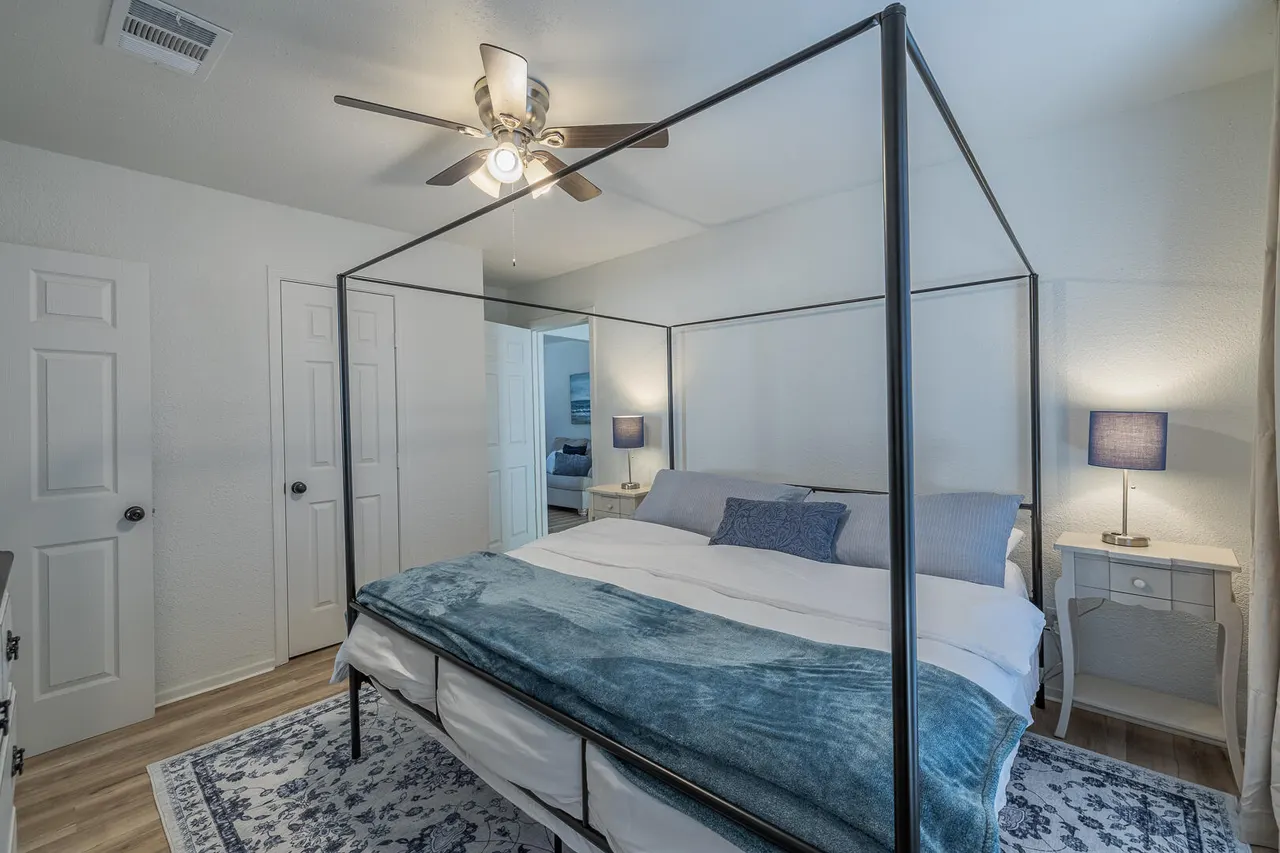 Photo 10 — 3012 29th Street, Lubbock, TX 79410