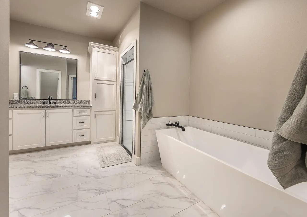 Photo 14 — 504 Avenue U, Shallowater, TX 79363