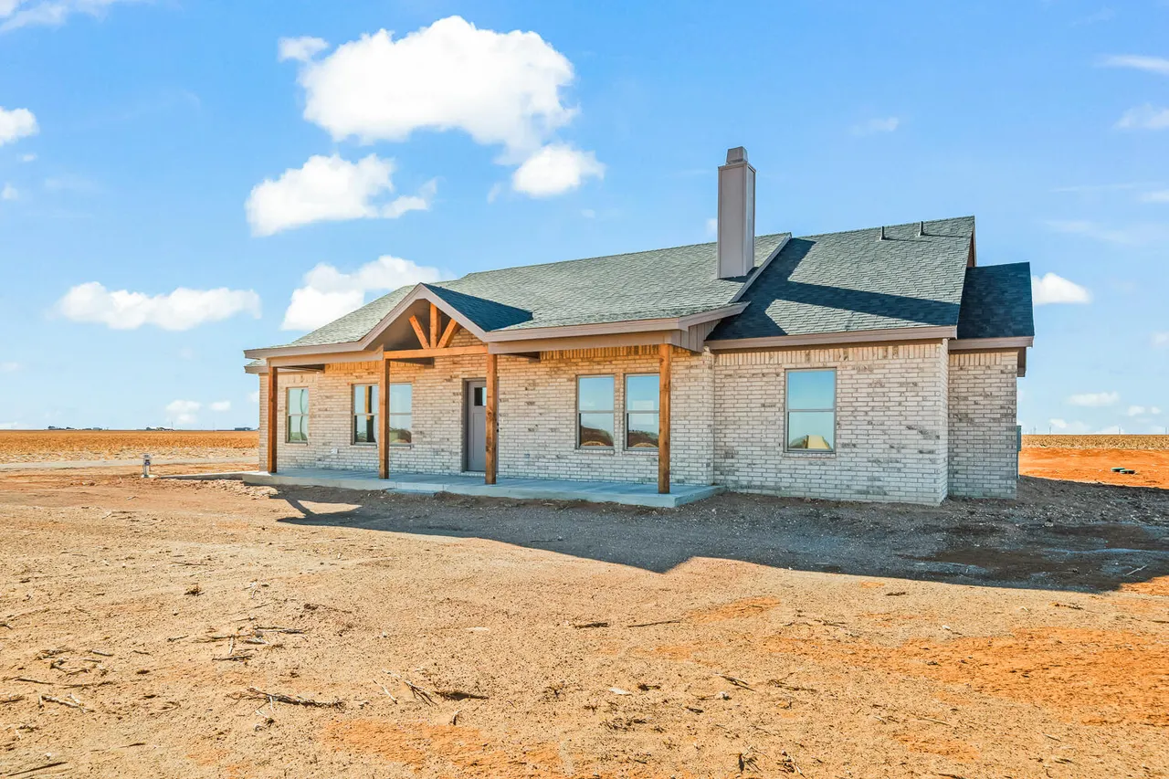 Photo 2 — 4068 Hawk Road, Ropesville, TX 79358