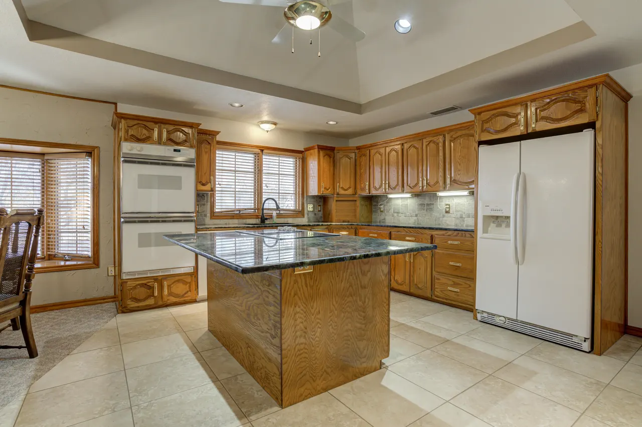 Photo 14 — 801 19th Street, Seagraves, TX 79359