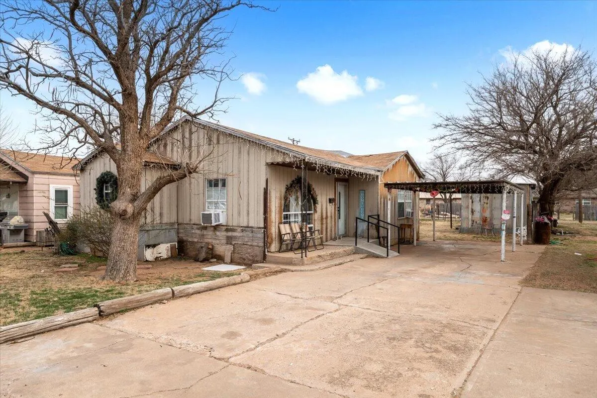 Photo 2 — 1316 W 6th Street, Littlefield, TX 79339