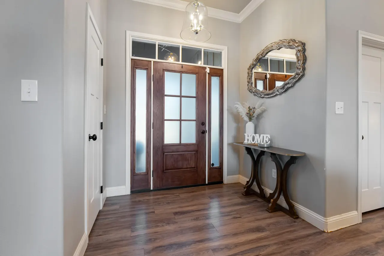 Photo 4 — 1306 Chaucer Lane, Wolfforth, TX 79382