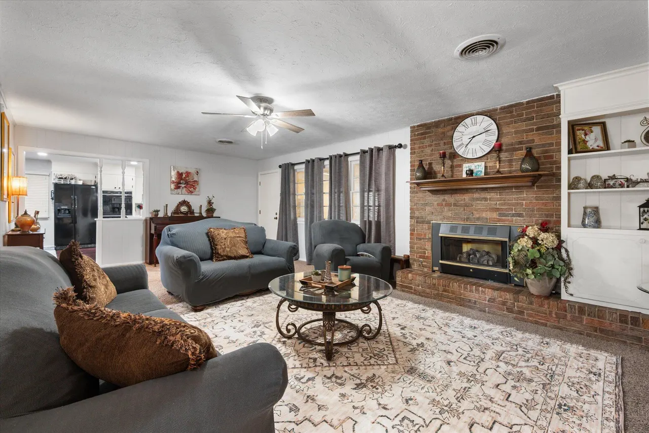Photo 2 — 3026 68th Street, Lubbock, TX 79413