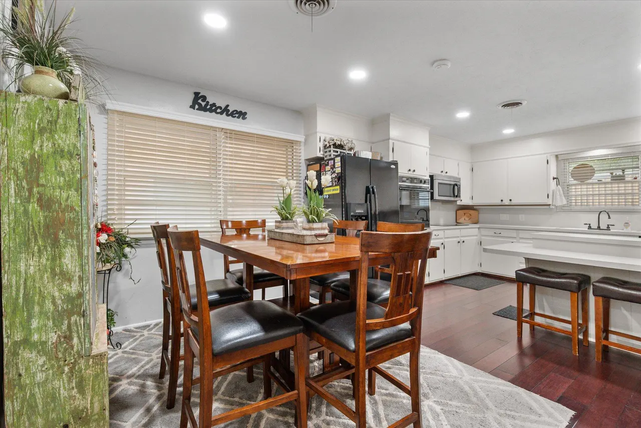 Photo 10 — 3026 68th Street, Lubbock, TX 79413