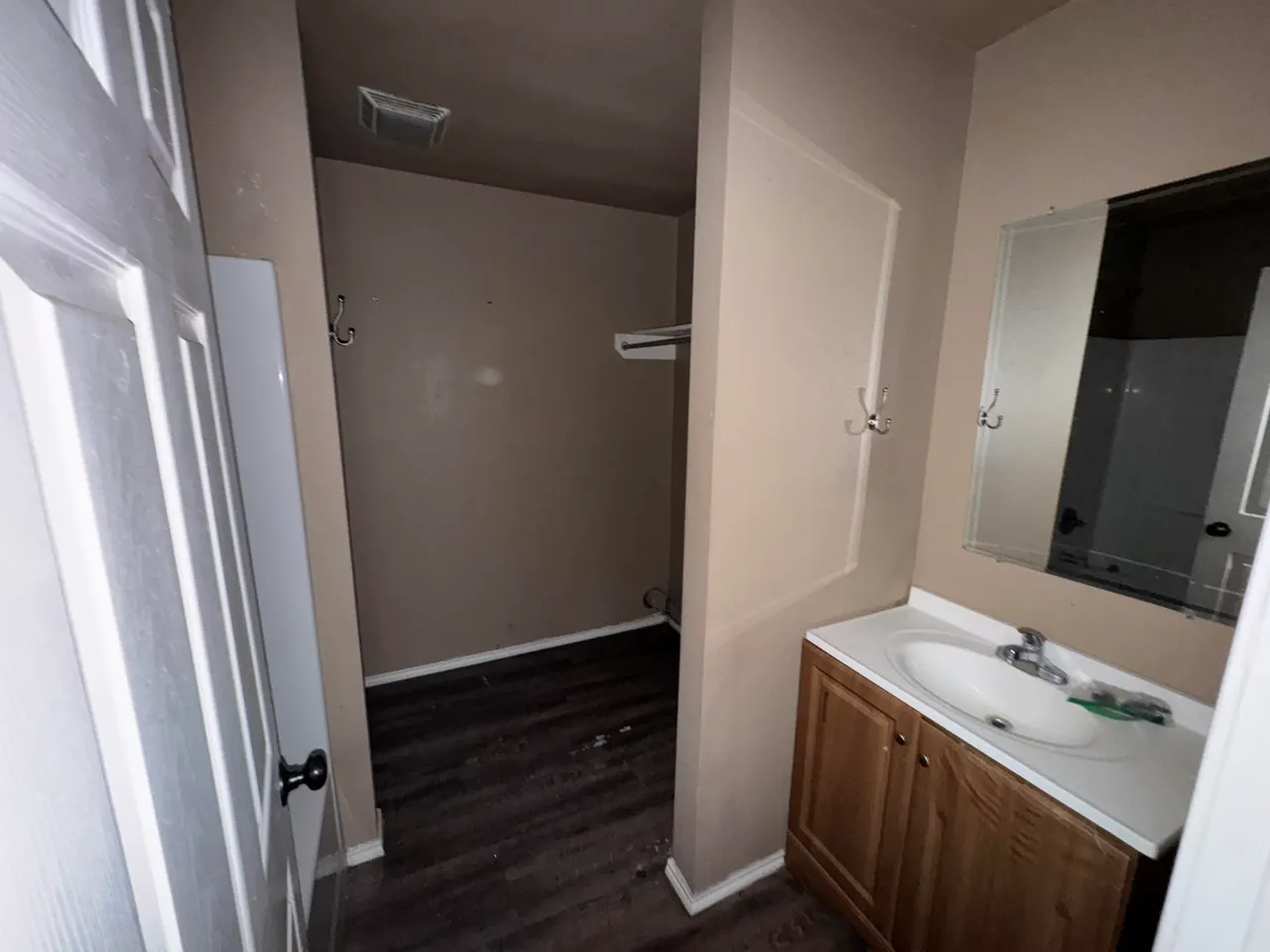 Photo 4 — 215 36th Street, Lubbock, TX 79404