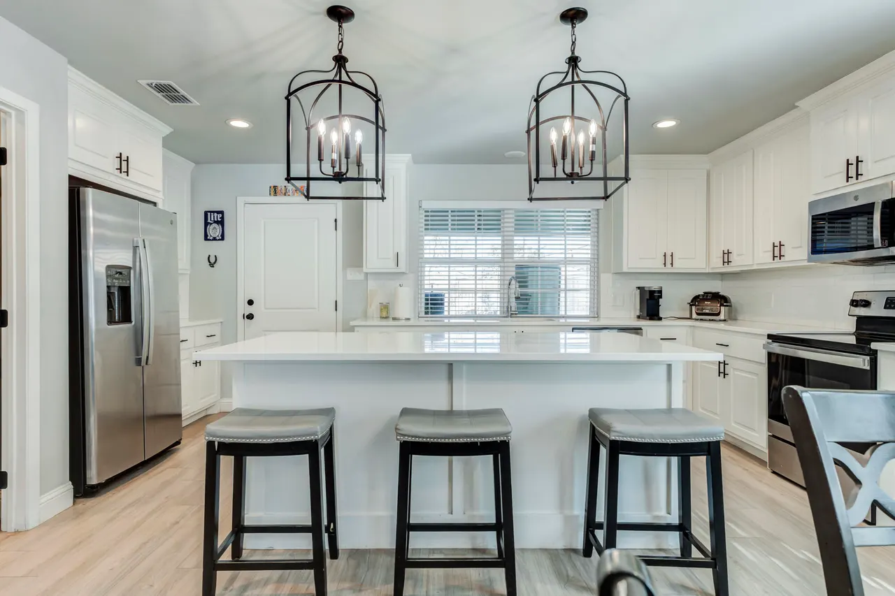 Photo 14 — 2414 25th Street, Lubbock, TX 79411