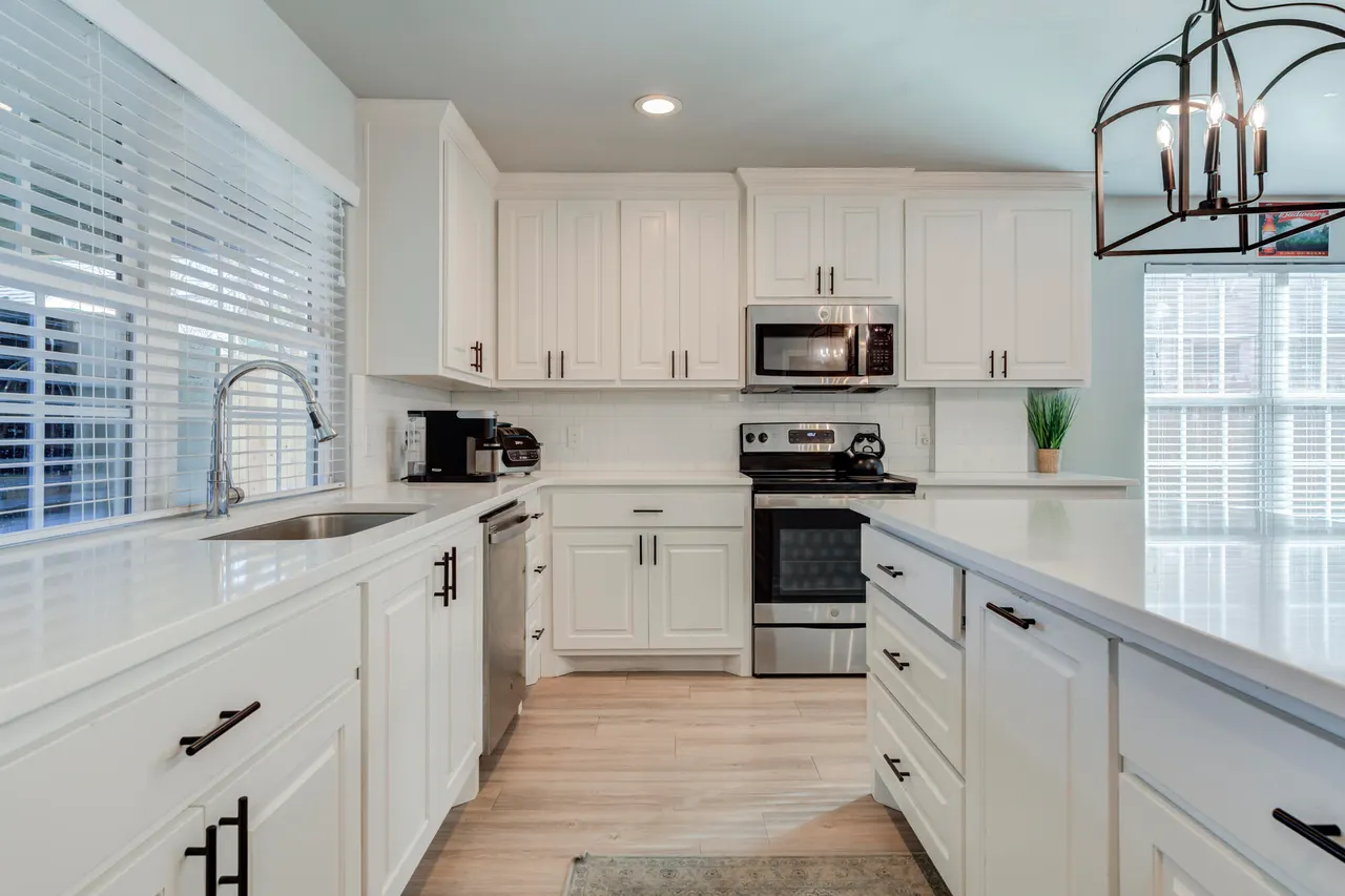 Photo 19 — 2414 25th Street, Lubbock, TX 79411