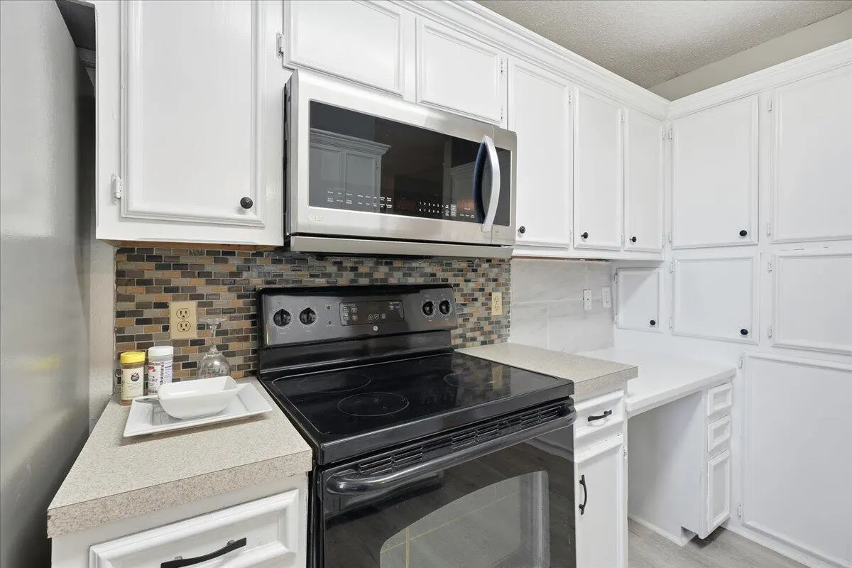 Photo 9 — 4710 65th Street, Lubbock, TX 79414