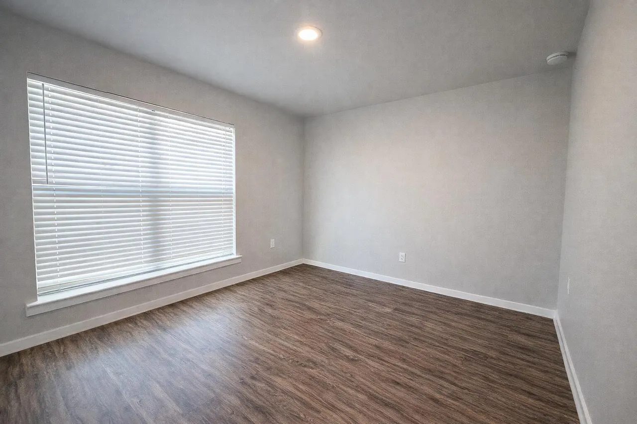Photo 10 — 2114 N Avenue K, Lubbock, TX 79403