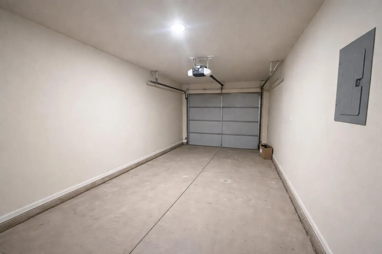 Photo 13 — 2114 N Avenue K, Lubbock, TX 79403