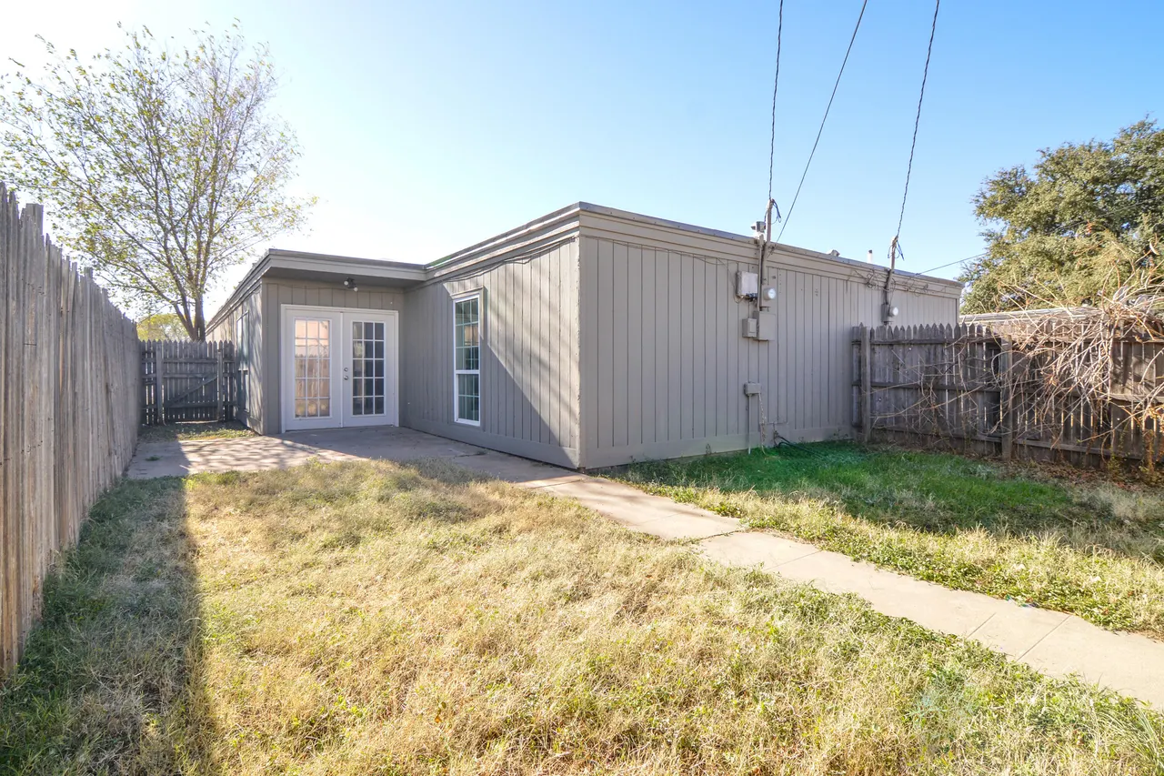 Photo 28 — 3714 53rd Street A & B, Lubbock, TX 79413