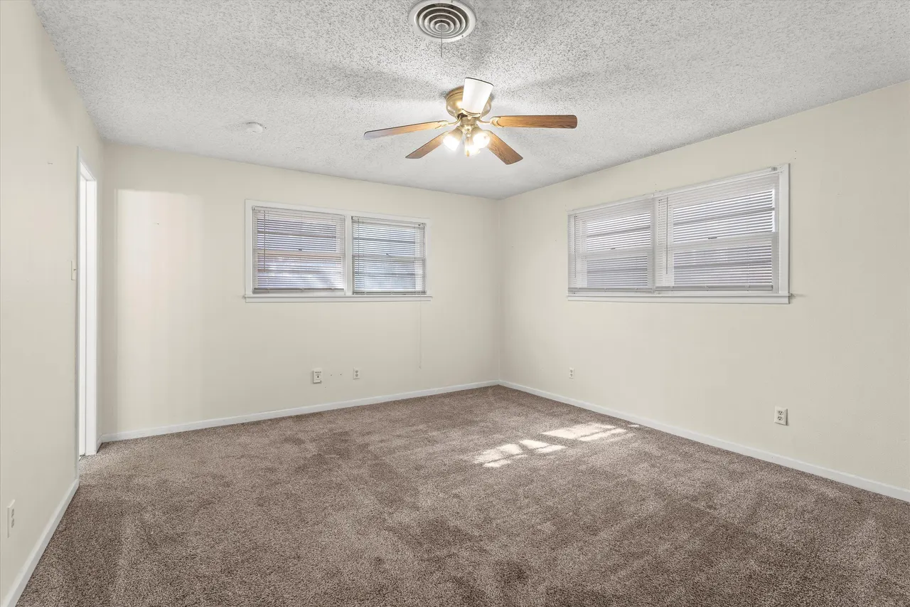 Photo 13 — 4401 27th Street, Lubbock, TX 79410