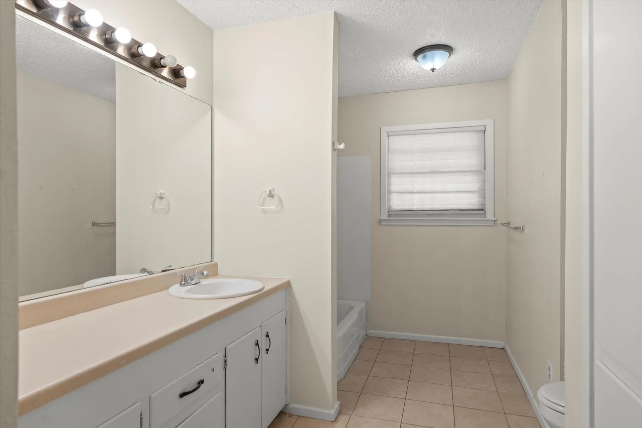 Photo 18 — 4401 27th Street, Lubbock, TX 79410