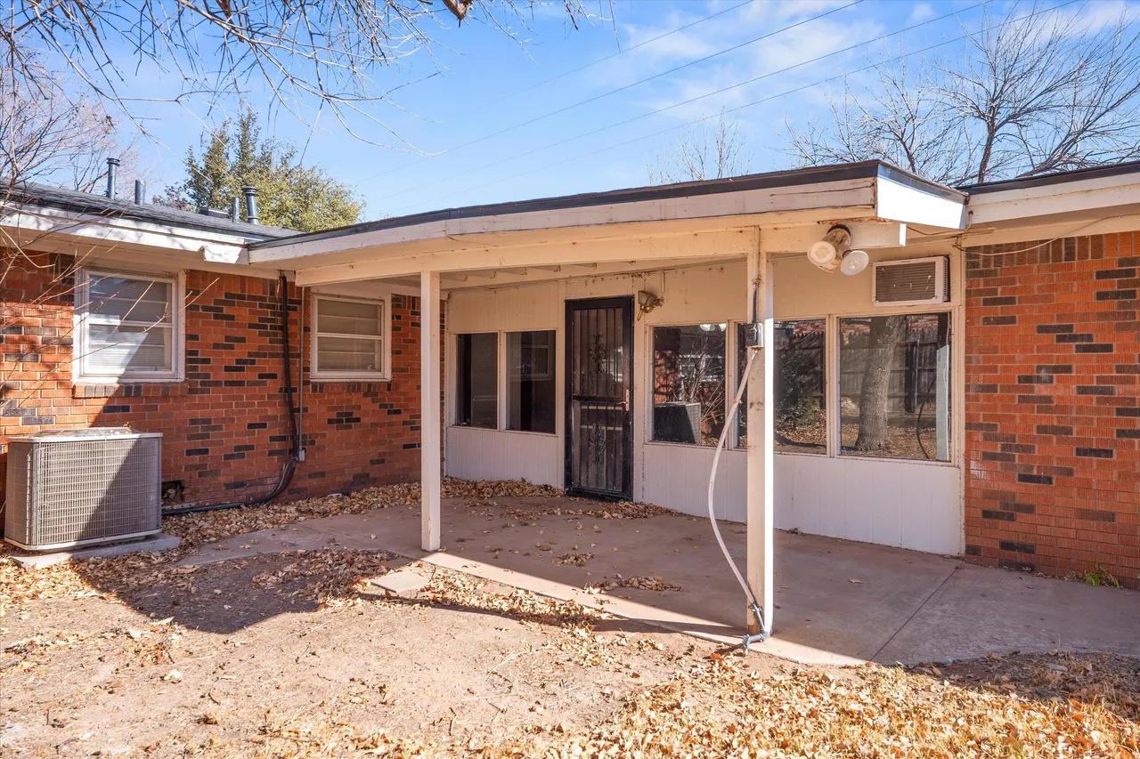 Photo 25 — 4401 27th Street, Lubbock, TX 79410