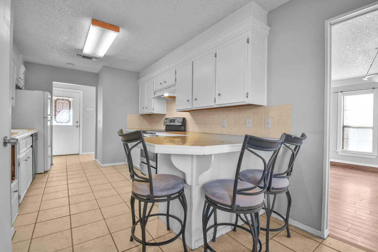 Photo 11 — 18 Highland Drive, Ransom Canyon, TX 79366