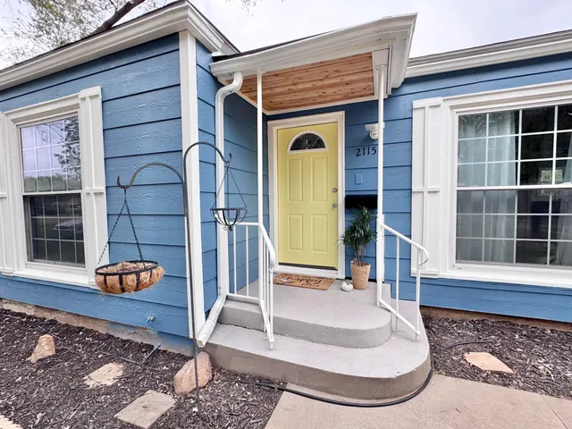 Photo 2 — 2115 31st Street, Lubbock, TX 79411