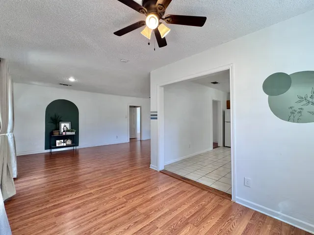 Photo 8 — 2115 31st Street, Lubbock, TX 79411