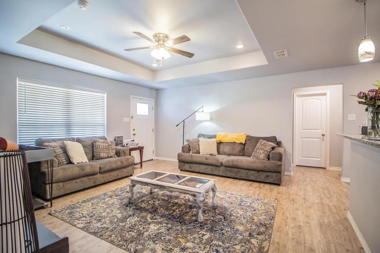 Photo 4 — 8812 15th Street, Lubbock, TX 79416