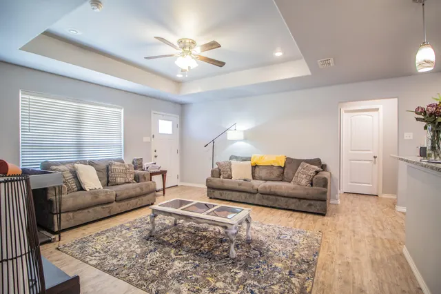 Photo 4 — 8812 15th Street, Lubbock, TX 79416