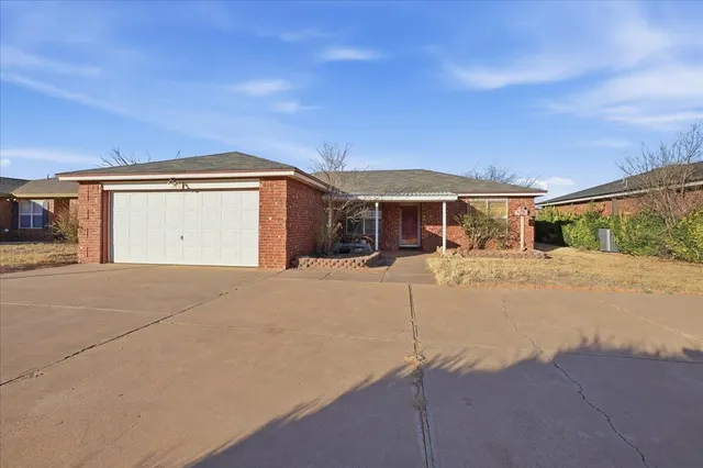 Front exterior — 1809 Corpus Avenue, Wolfforth, TX 79382