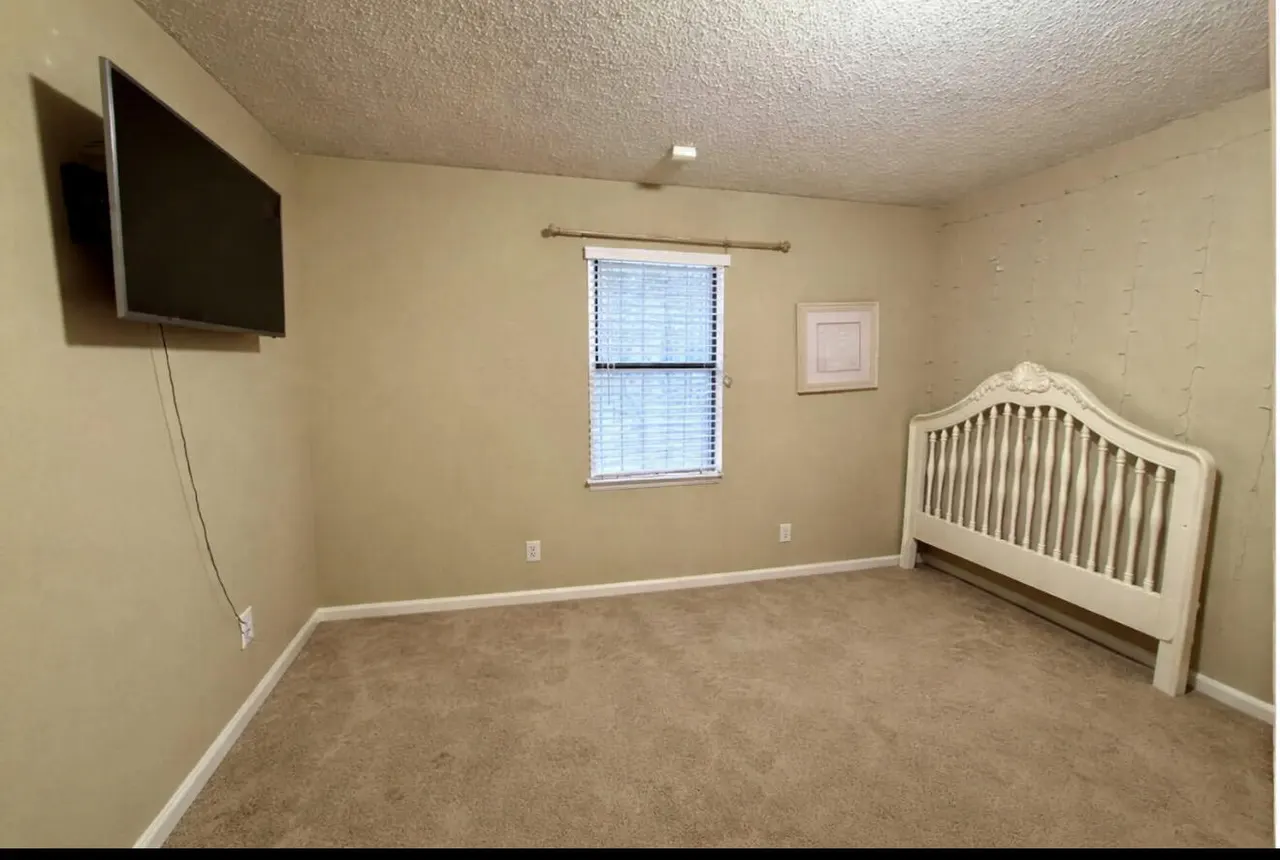 Photo 7 — 1304 1st Street, Lubbock, TX 79401