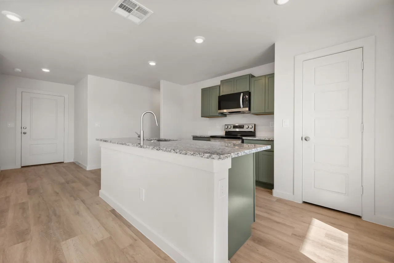 Photo 9 — 8317 24th Street, Lubbock, TX 79407