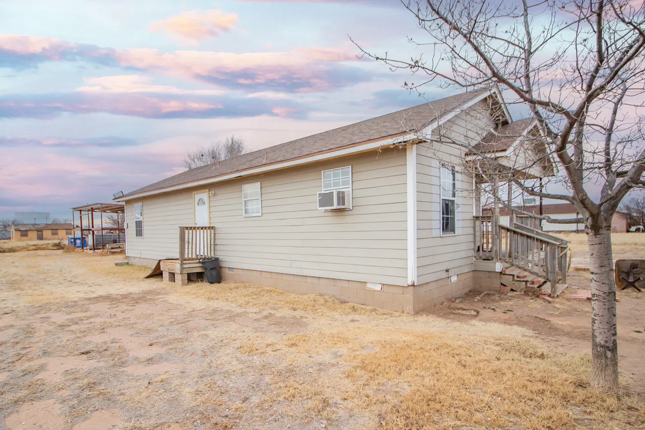 Photo 3 — 1355 S 3rd Street, Slaton, TX 79364