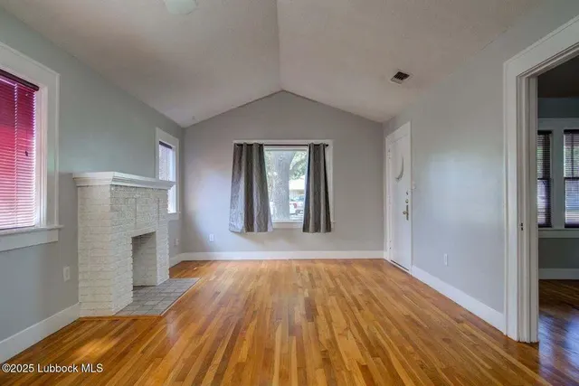 Photo 6 — 2511 26th Street, Lubbock, TX 79410